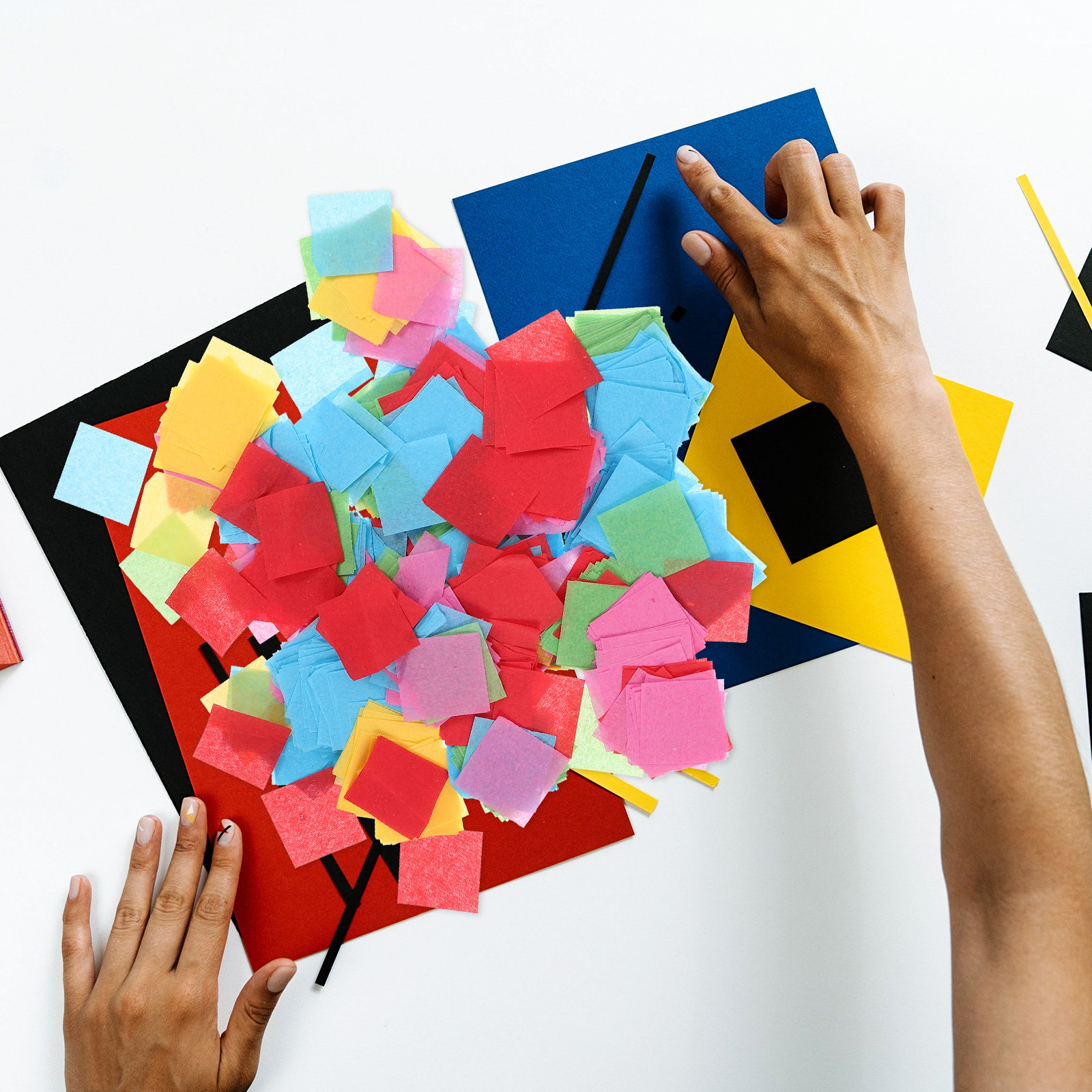Kwadraty z bibuły, cienka moza – Papercraft Supply Confetti recenzja i cena