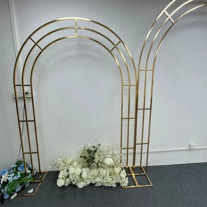 Metaliczny Złoty Stojak na Łuk – The Wedding Supply Store recenzja i cena